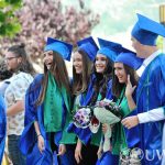 波黑莫斯塔尔世界联合学院的学生毕业典礼