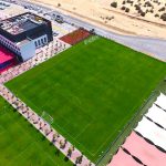迪拜英语学院的真草足球场