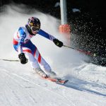 洛桑国际学校的学生在滑雪