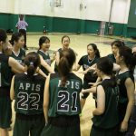 亚太国际学校的学生准备开始篮球比赛