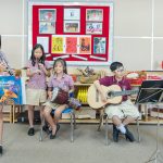 河内英国越南国际学校的学生练习各种乐器