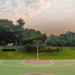 孟买新加坡国际学校的篮球场